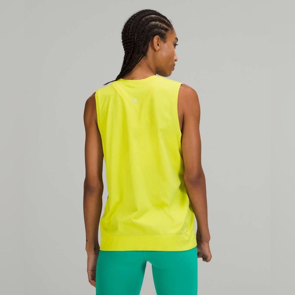 Lululemon Swiftly Breathe Muscle Tank Top, Yellow Serpentine - 0 or 2 - Picture 2 of 9